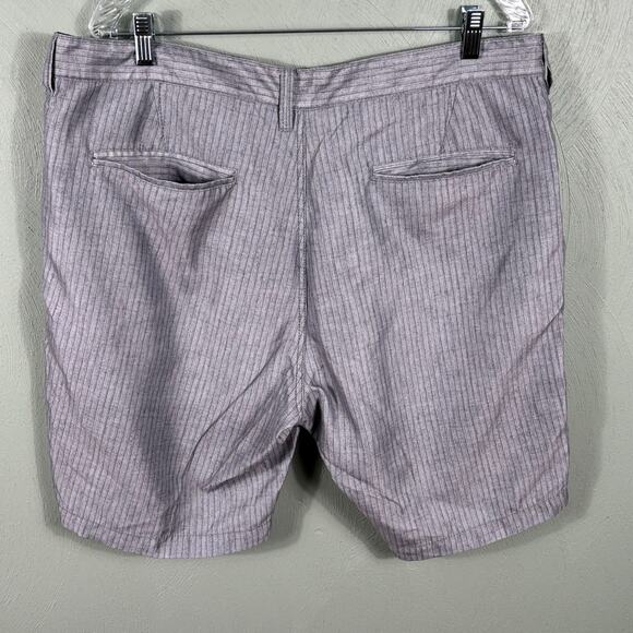 Billabong Men's Size 38 Gray Vertical Stripe Casual Walking Beach Summer Shorts - Picture 9 of 9